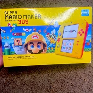 Nintendo 2DS Super Mario Maker Edition Console